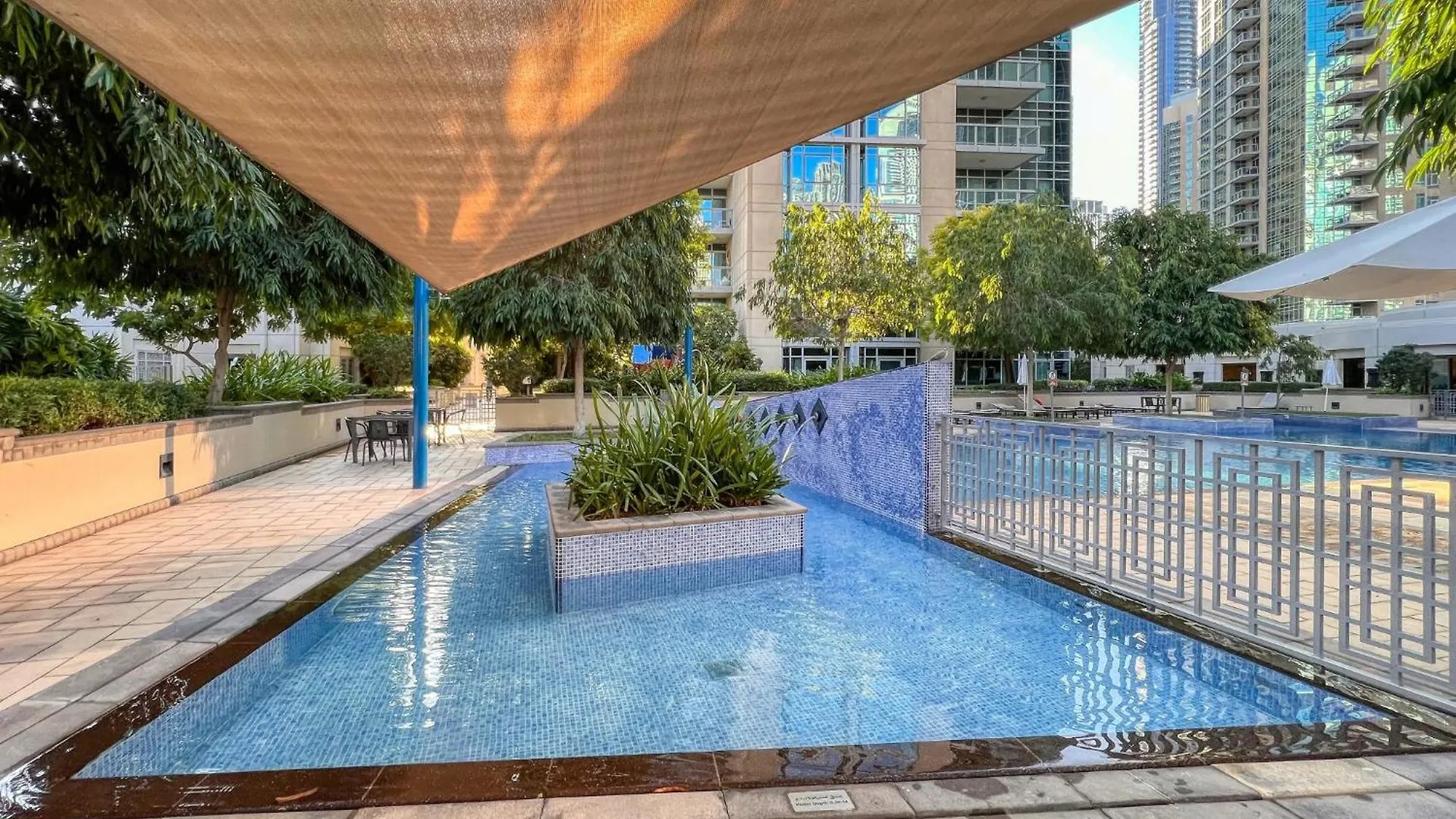 Cozy 1-Bedroom Apartment At Heart Of Dubai United Arab Emirates