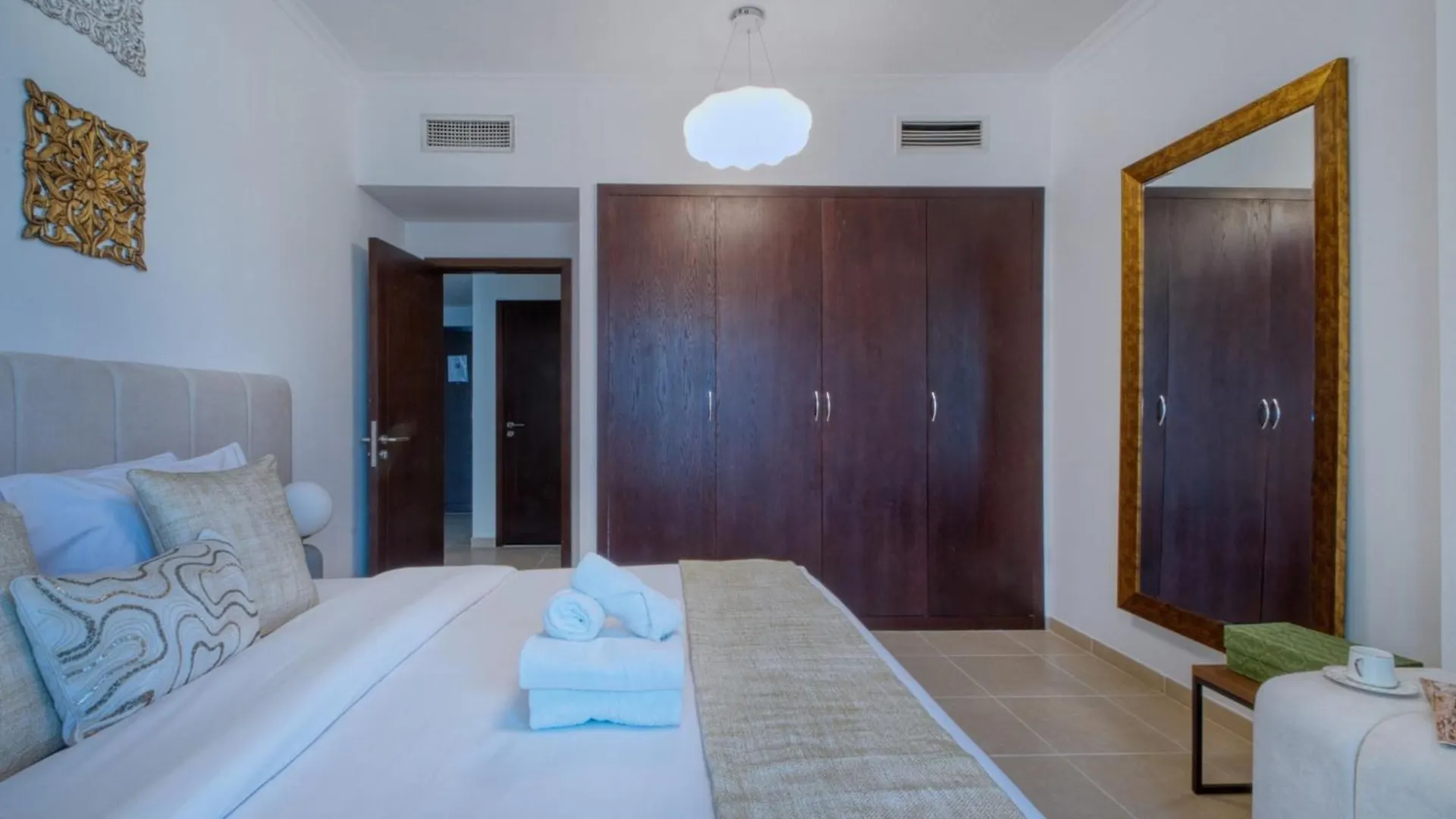 Cozy 1-Bedroom Apartment At Heart Of Dubai United Arab Emirates